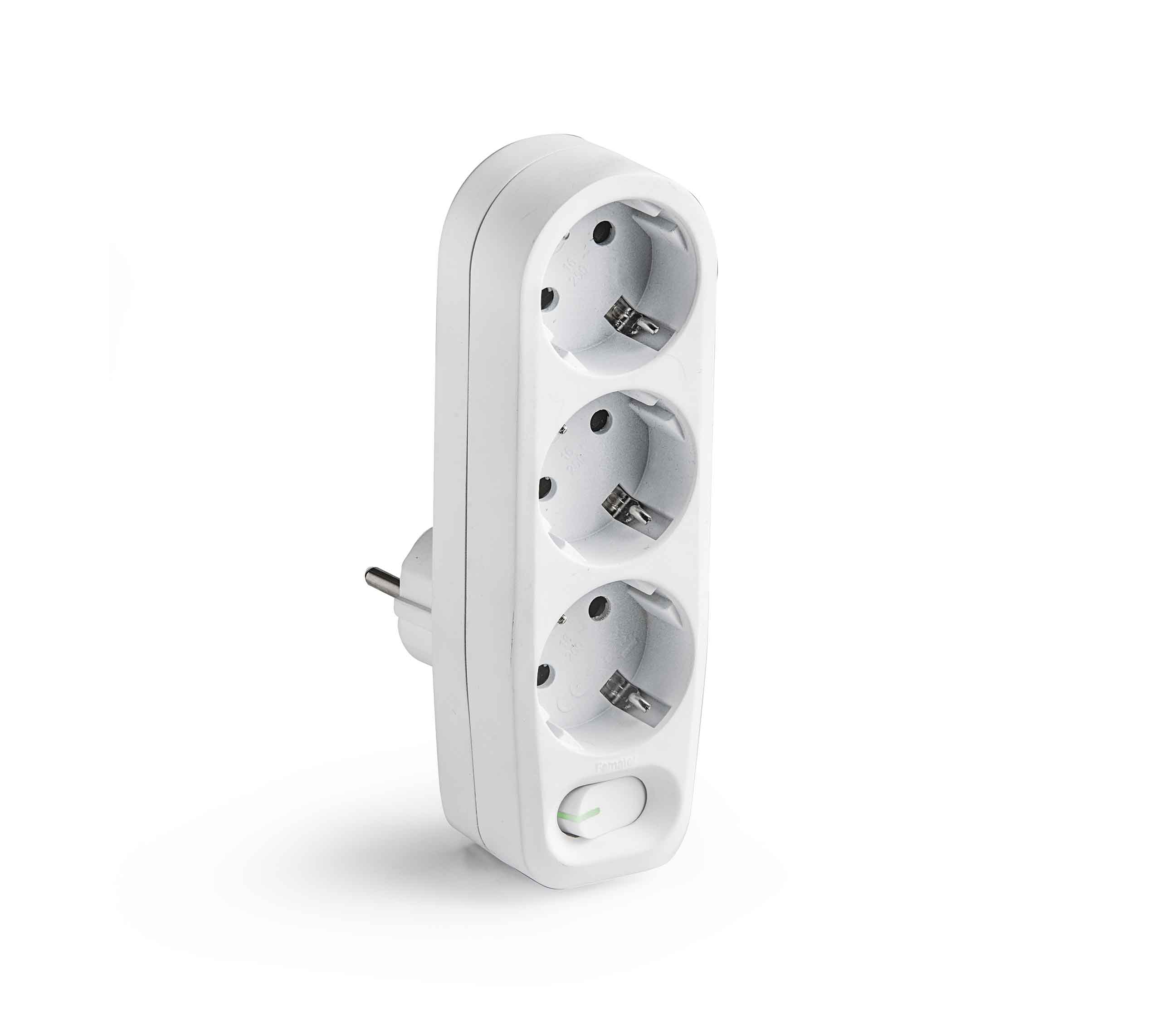 Adaptador triplo com interrutor