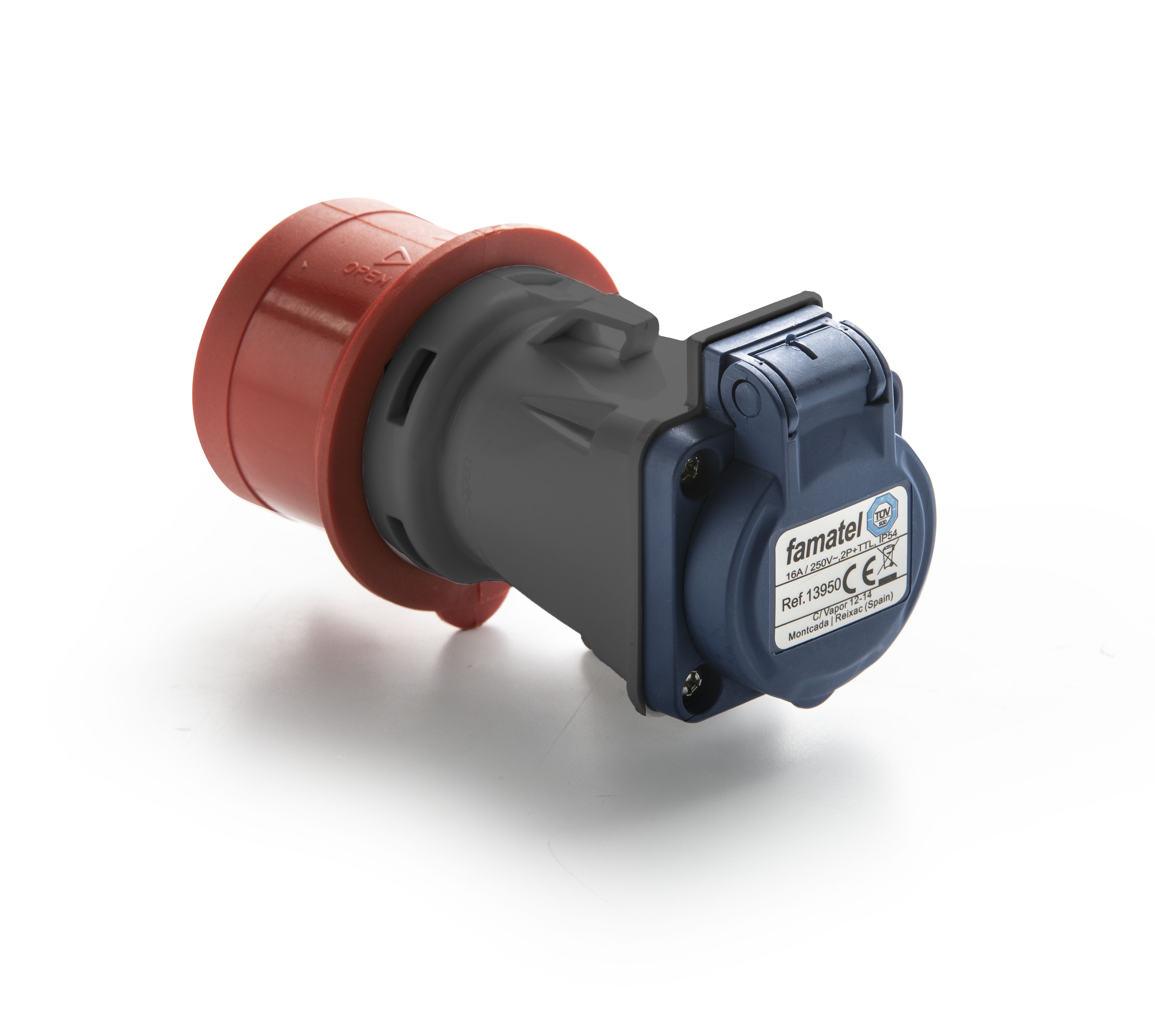 Adaptador ficha CEE 5P - tomada Schuko IP54