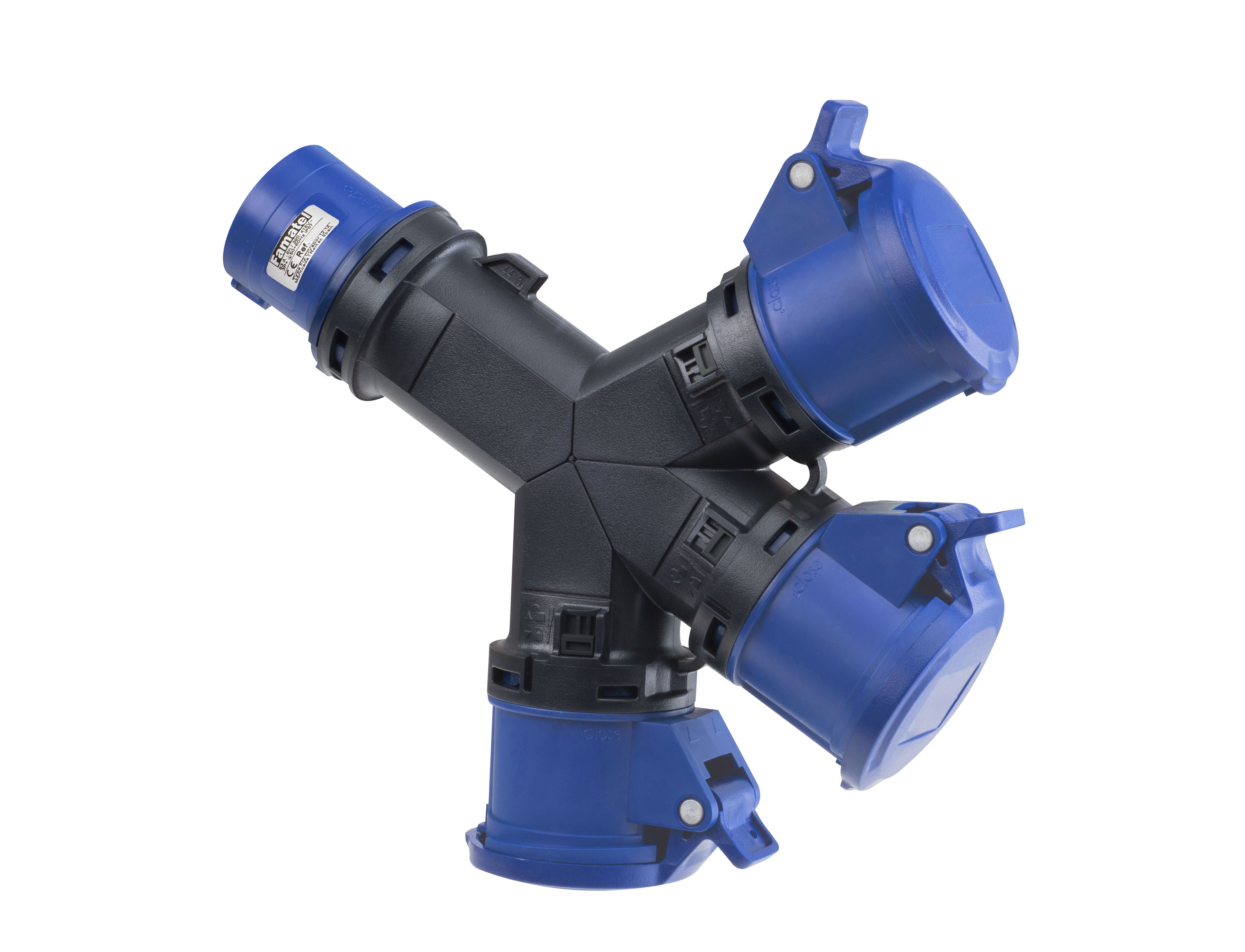 Adaptador de 3 bases 16A/32A IP54