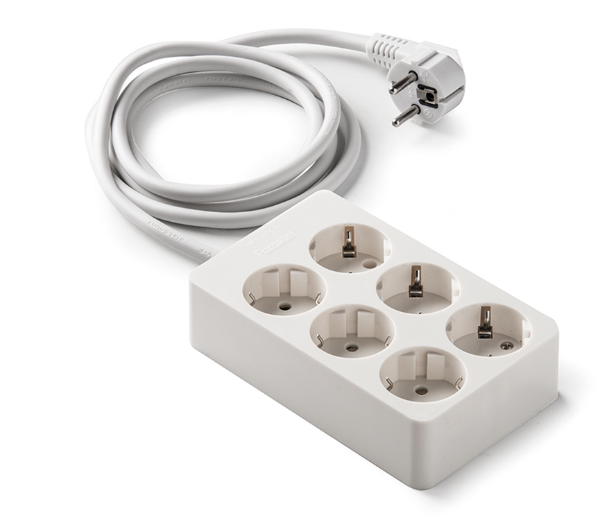 Base 6 sockets 16A square + 1,5m m cable