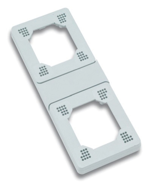 Double universal plate
