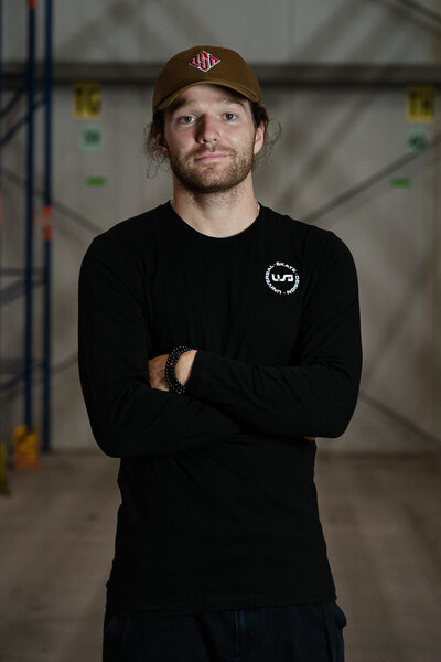 USD - Heritage Longsleeve - in action