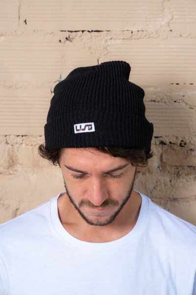 USD - Heritage Beanie - in action