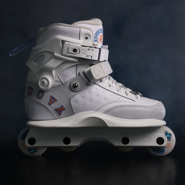 Gawds - Gawds 1 Martina Svobodova in action