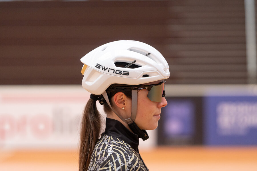 Omen Helmet White - Swings - Inline Skating Helmets - In Action 1