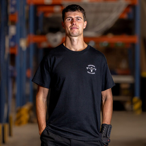 USD - USD Phoenix Tee in action