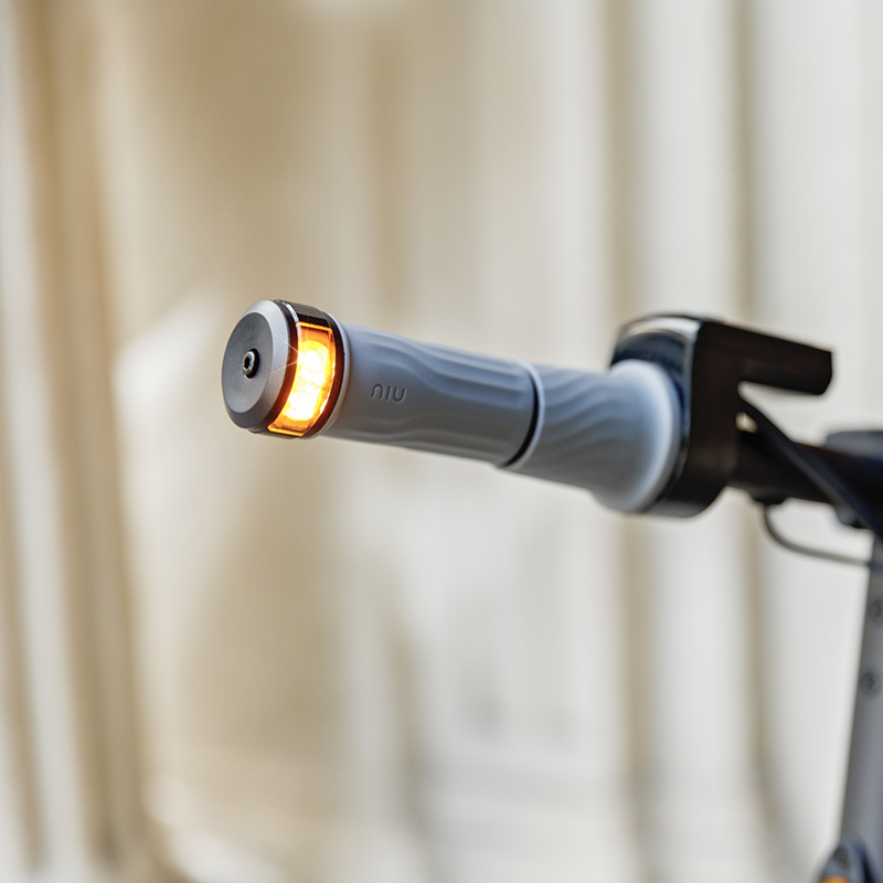 Intermitente R Niu K300P - RuedaQrueda