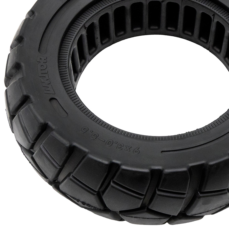 Rueda maciza 9x3-5,5 línea negra [Amitor] - RuedaQrueda