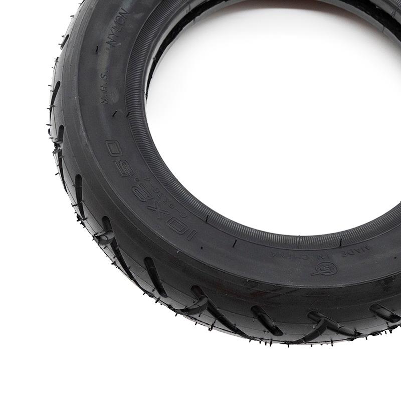 Neumático 10x2,5-6 [CST]