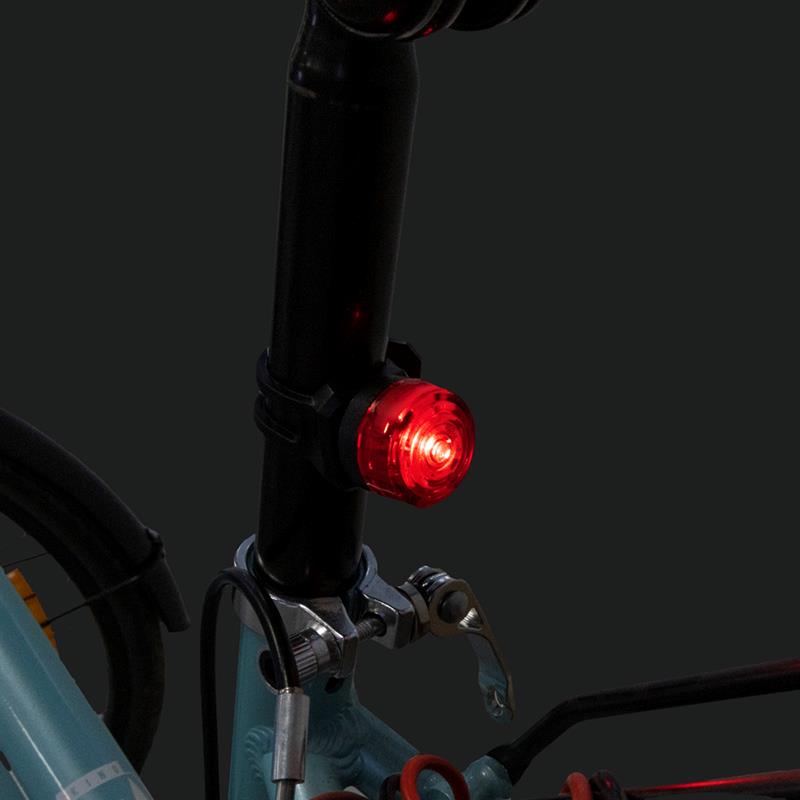 Juego de luces led frontal y trasera recargable EWL001