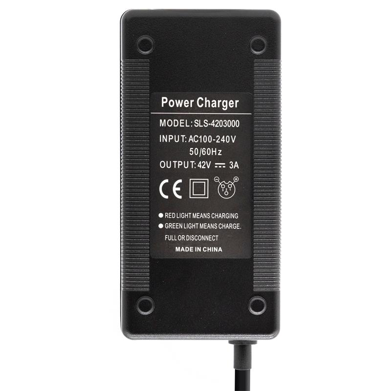 Cargador 36v (salida 42v) 3A conector DC 8mm