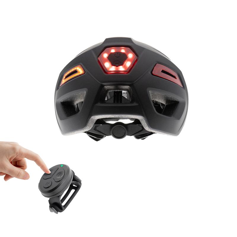 Casco CP04 negro M con intermitente - RuedaQrueda