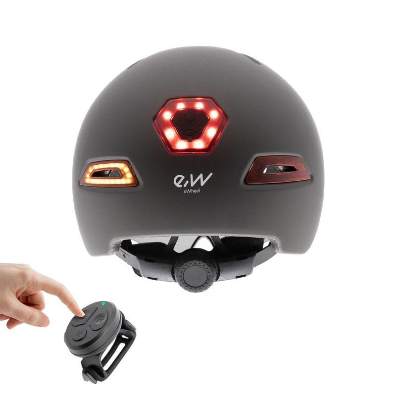 Casco CP03 con intermitente y visera L - RuedaQrueda