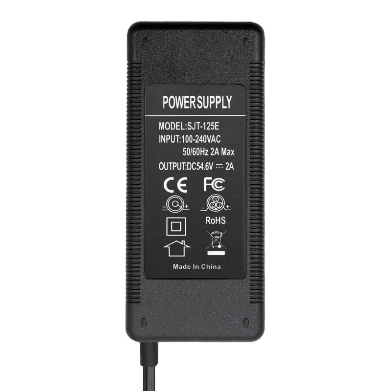 Cargador 48v (salida 54,6v) 2A conector DC 5,5x2,5mm - RuedaQrueda