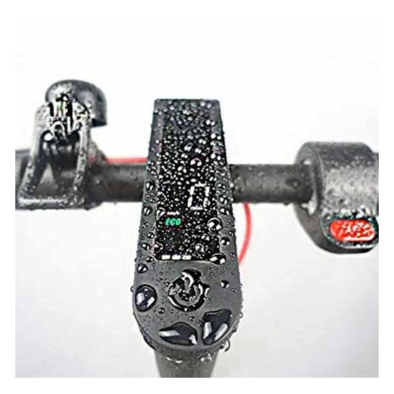 Protector de silicona impermeable rojo para display recto - RuedaQrueda