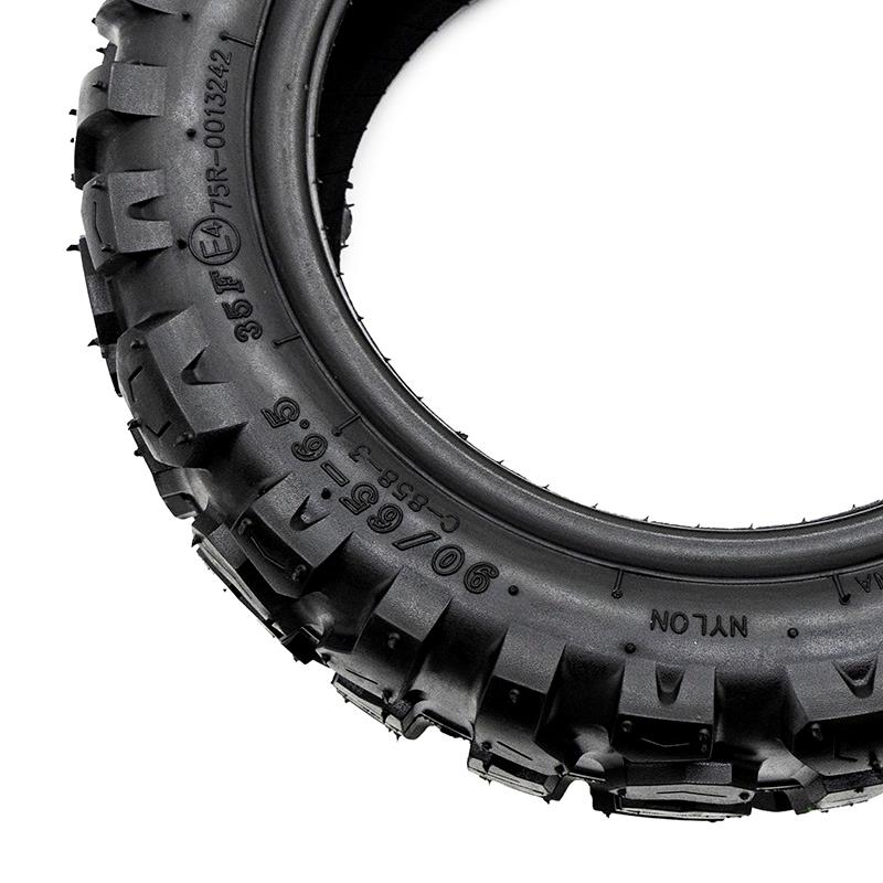 Neumático Tubeless 90/65-6,5 [CST] - RuedaQrueda