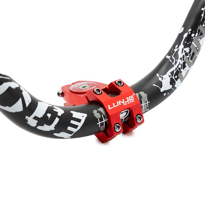 Potencia para manillares de 31,8mm EWPM-001 rojo - RuedaQrueda