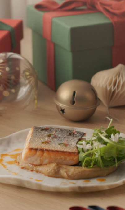 Salmón con piel crujiente y puré de castañas