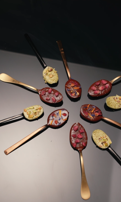 Cucharillas bañadas en chocolate