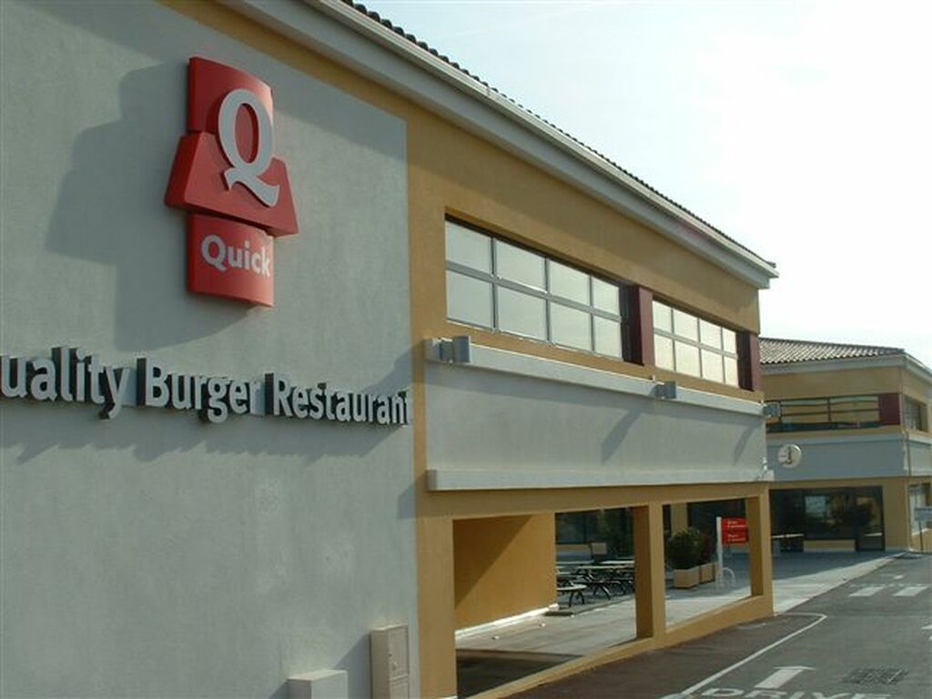 Quality Burger Restaurant