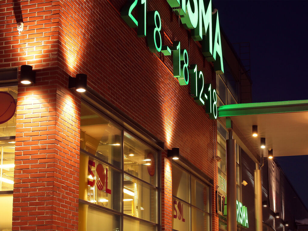 Prisma Shopping Center