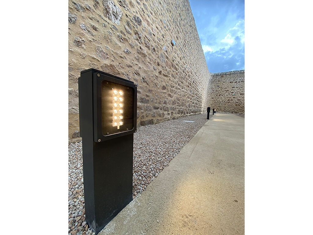 Inseac Guingamp (old city jail)