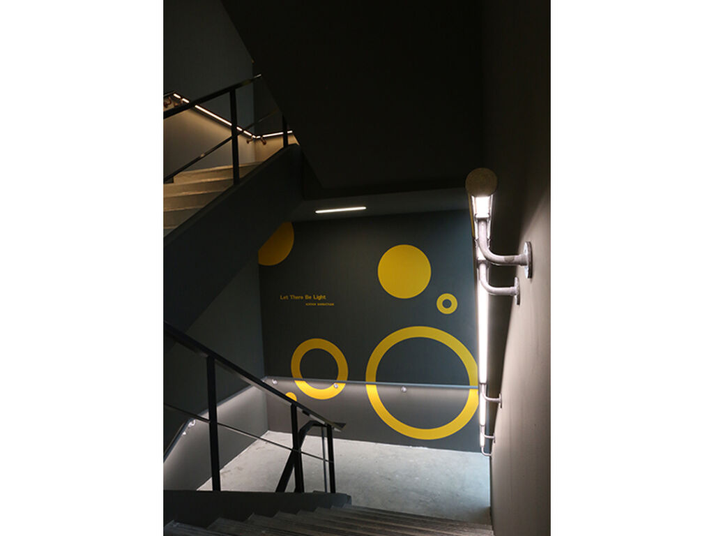 The LANTERN Building, Handrail system