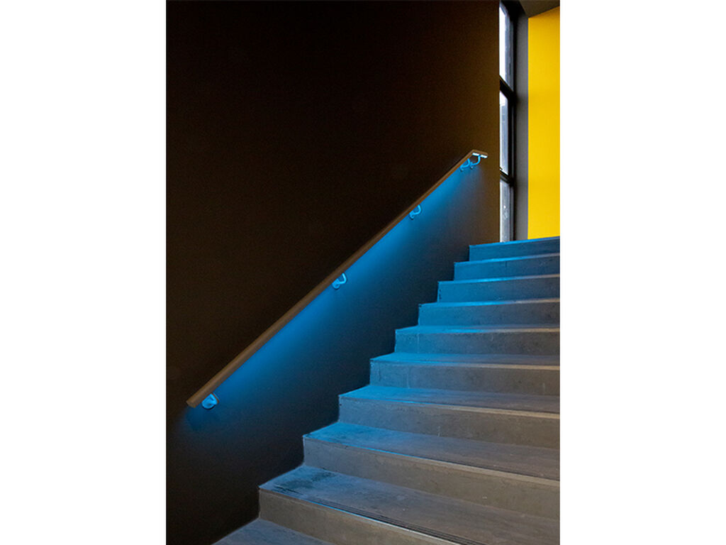 The LANTERN Building, Handrail system