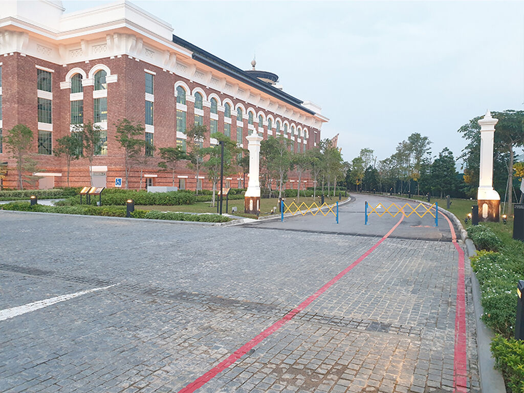 St.James Power station, Dyson HQ