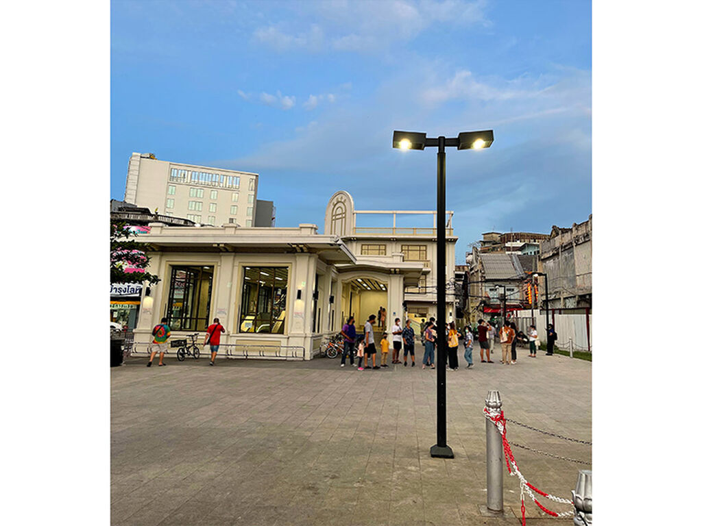 MRT - Wat Mangkon Station