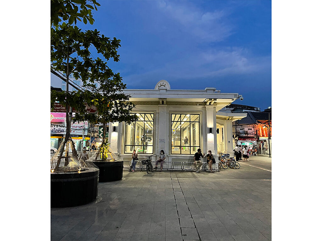 MRT - Wat Mangkon Station