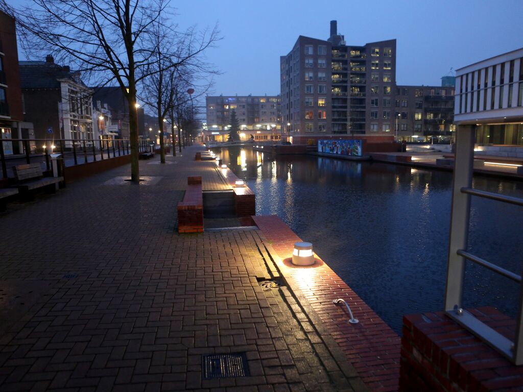 Waterboulevard Public Area