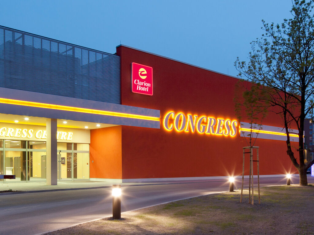 Clarion Congress Hotel