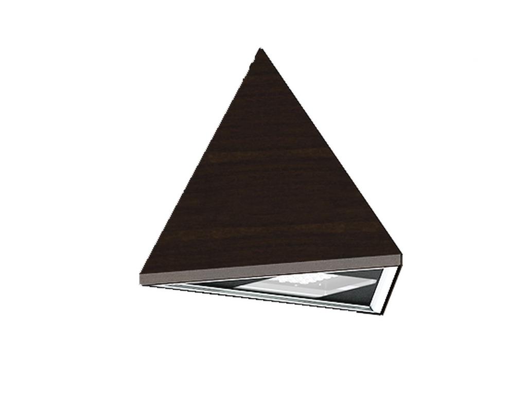 TRIANGLE 9