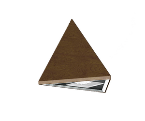TRIANGLE 9