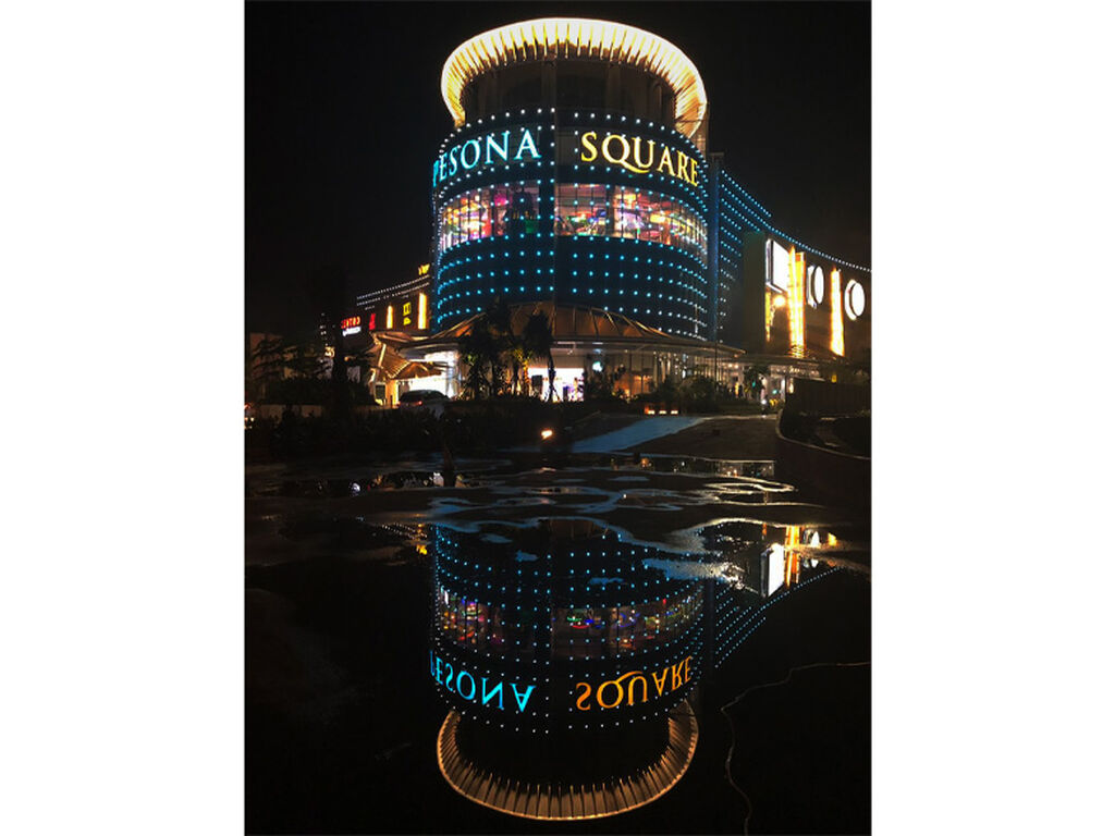 Pesona Square, Indonesia LIGMAN EN