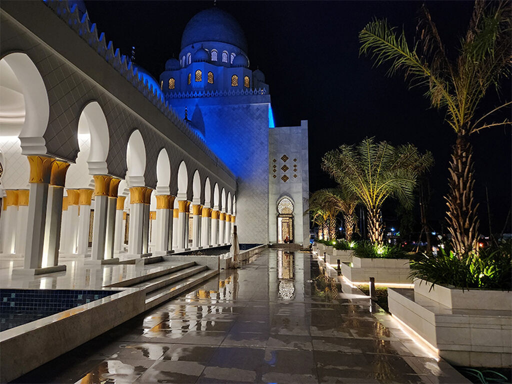 Sheikh Zayed Grand Mosque