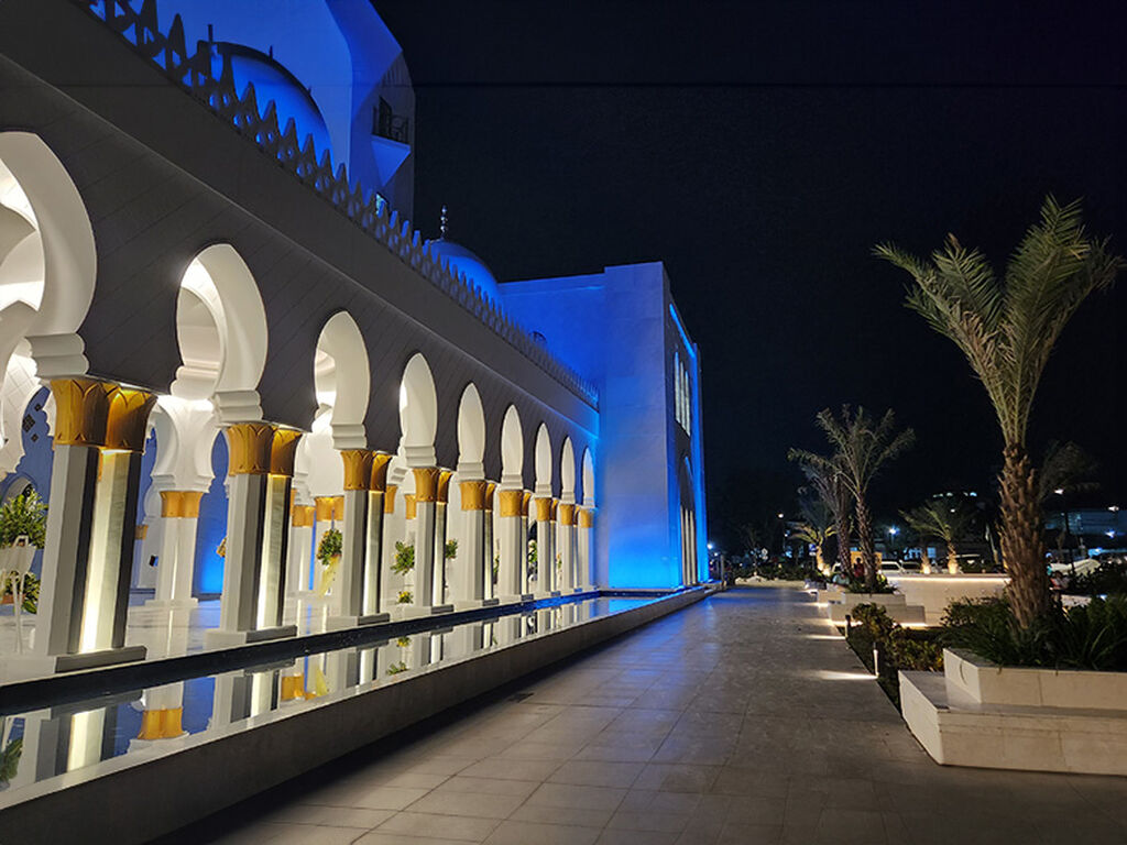 Sheikh Zayed Grand Mosque