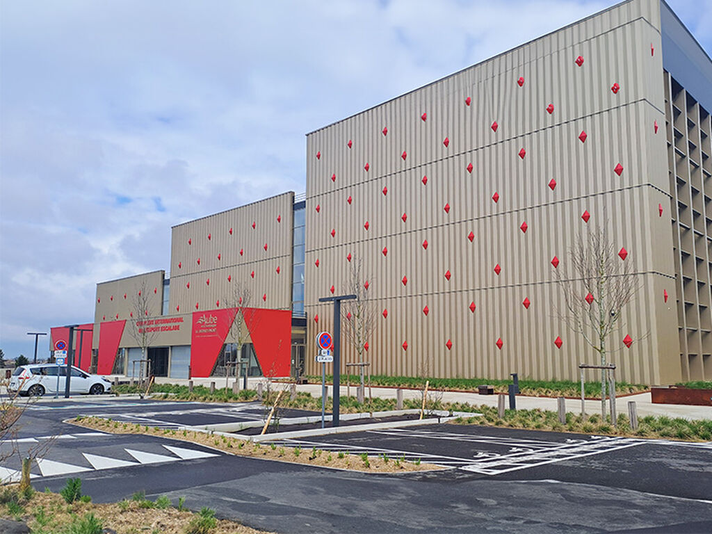 Complexe International Multisports et Escalade (CIME)