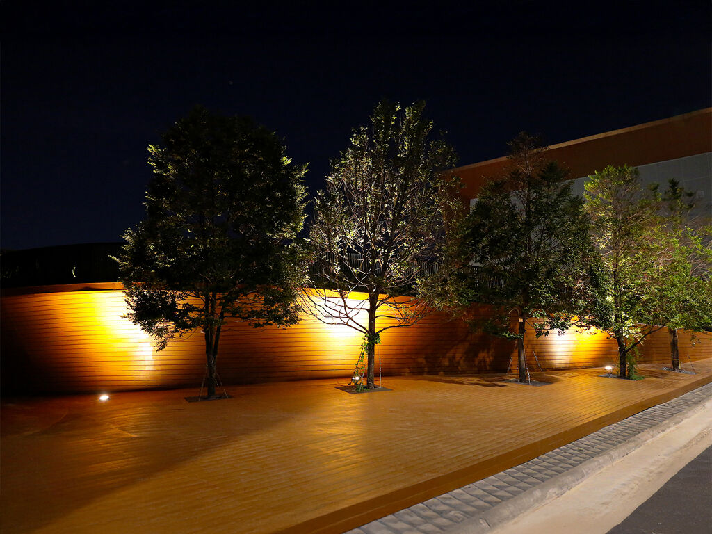 Pak Kret Community Sports Center