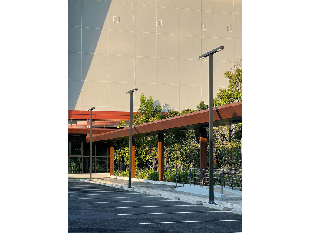 Pak Kret Community Sports Center