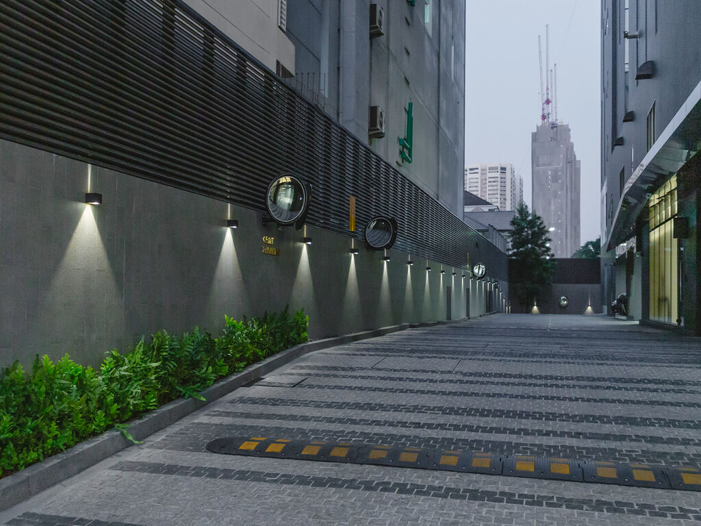 AESTIQ Thonglor