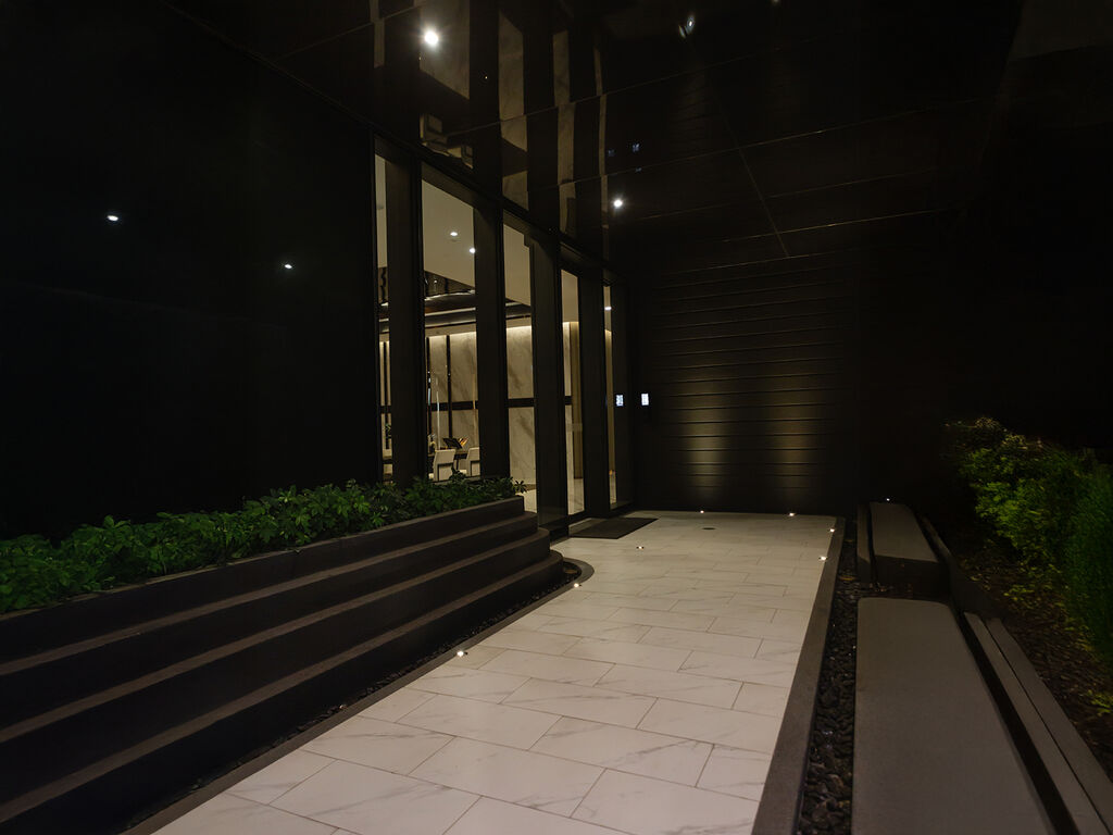 AESTIQ Thonglor