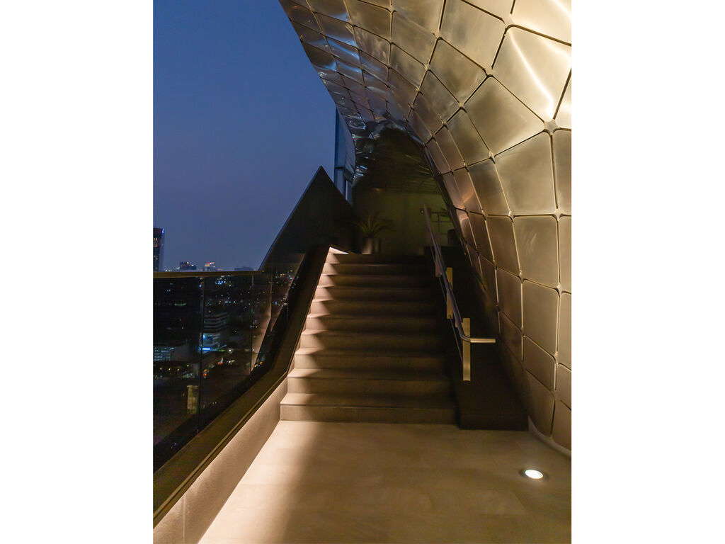 AESTIQ Thonglor