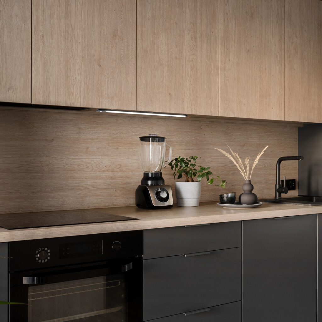 USB wiederaufladbare LED-Wandleuchte Kaus Black mit Bewegungssensor,, L400mm, Kunststoff und Aluminium, Schwarzer Metallic-Lack-5