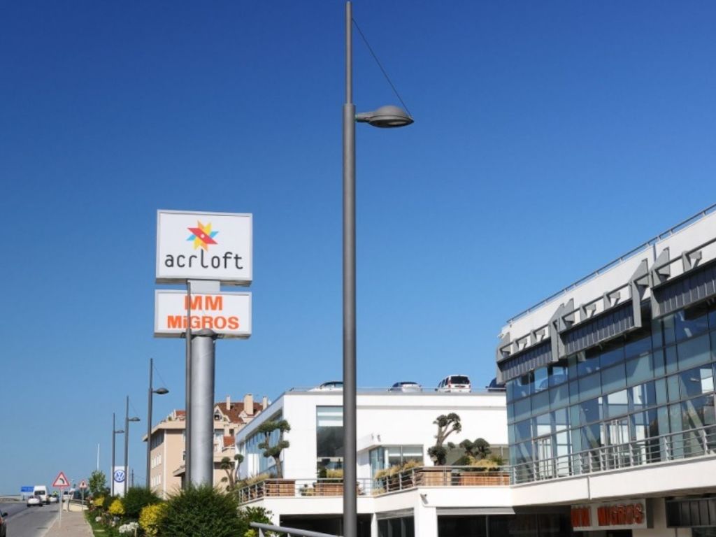 Acrloft Shopping Center