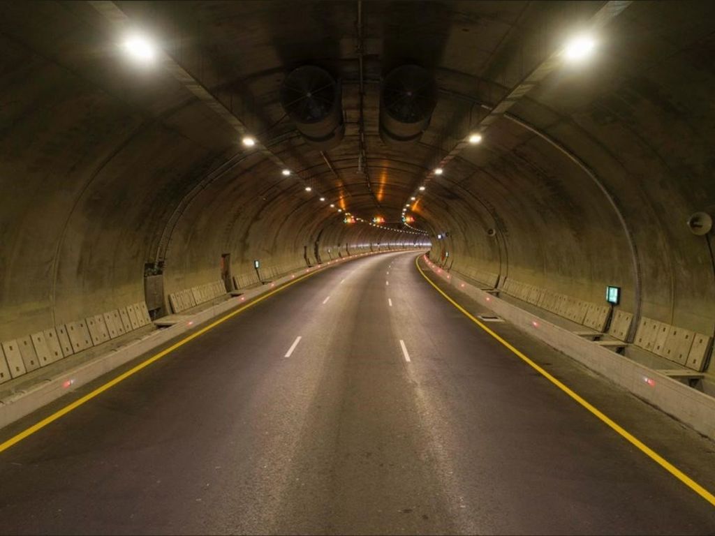 Al Sharqiya (Bıd Bıd Sur) Tunnels