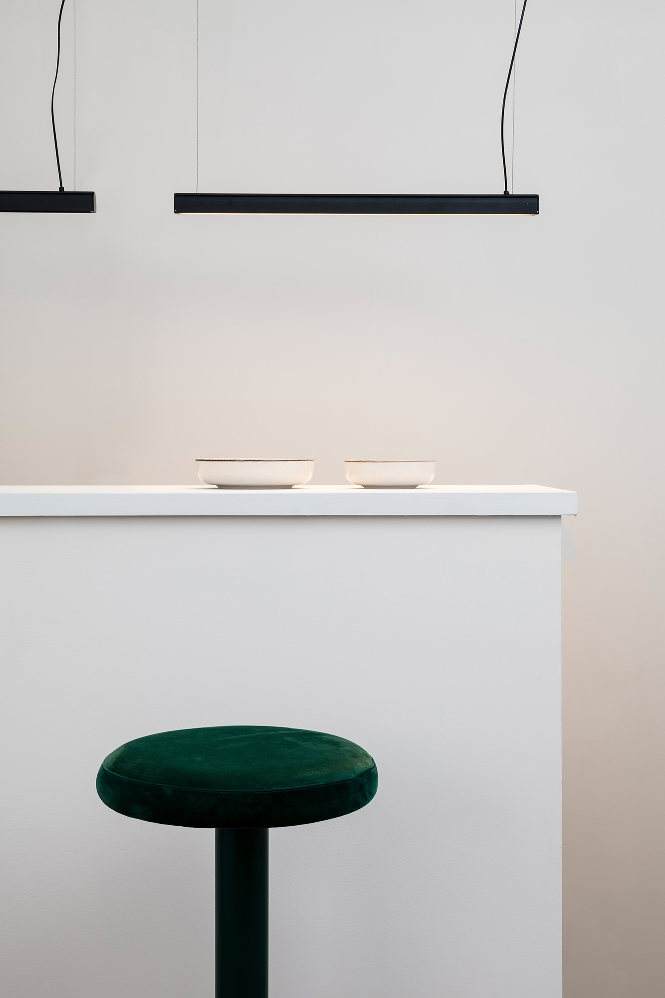 VICO 600 Black pendant lamp with surface canopy