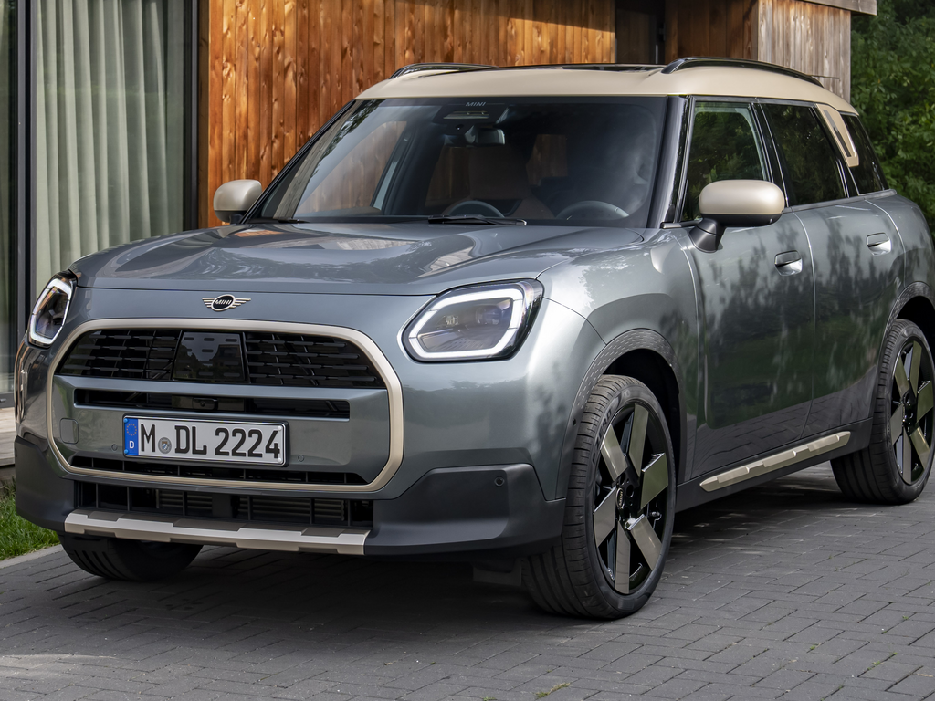 TAPPETINI PER MINI COUNTRYMAN 2010-in poi 28063 GOMMA AUTO COMPATIBILI
