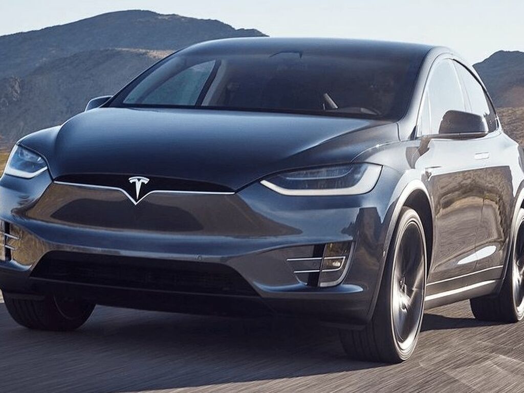 Set Di 2 Tappetini Anteriori In Velluto Su Misura Per Tesla Model X (2016+) – Antiscivolo, Rinforzati E Assorbenti – Colore Nero